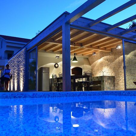 Villa Mirakul Sukošan المظهر الخارجي الصورة