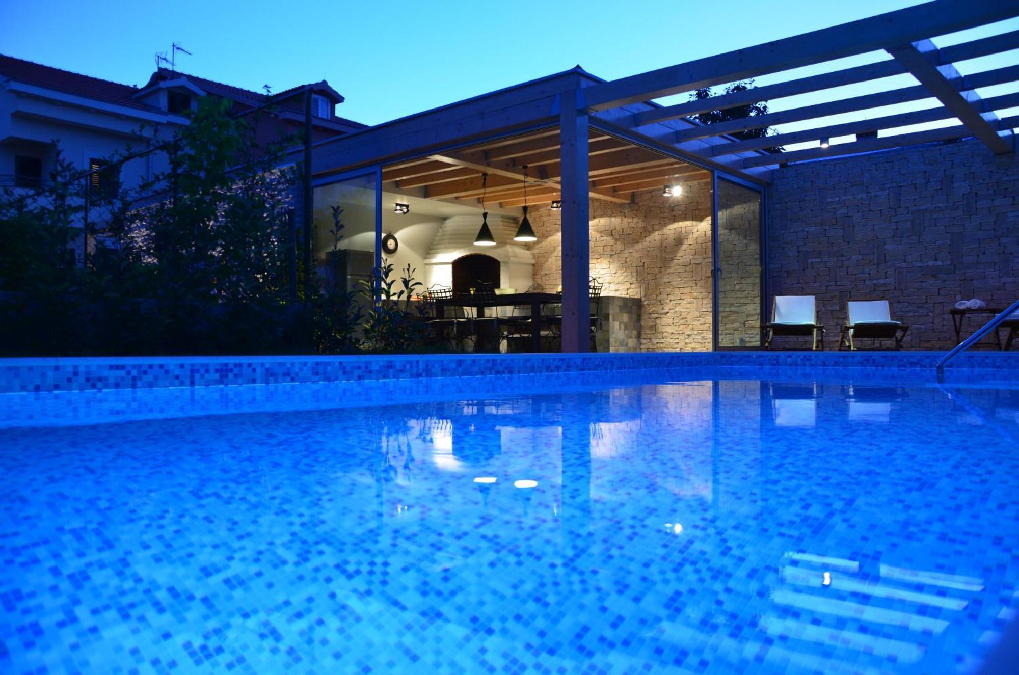 Villa Mirakul Sukošan المظهر الخارجي الصورة